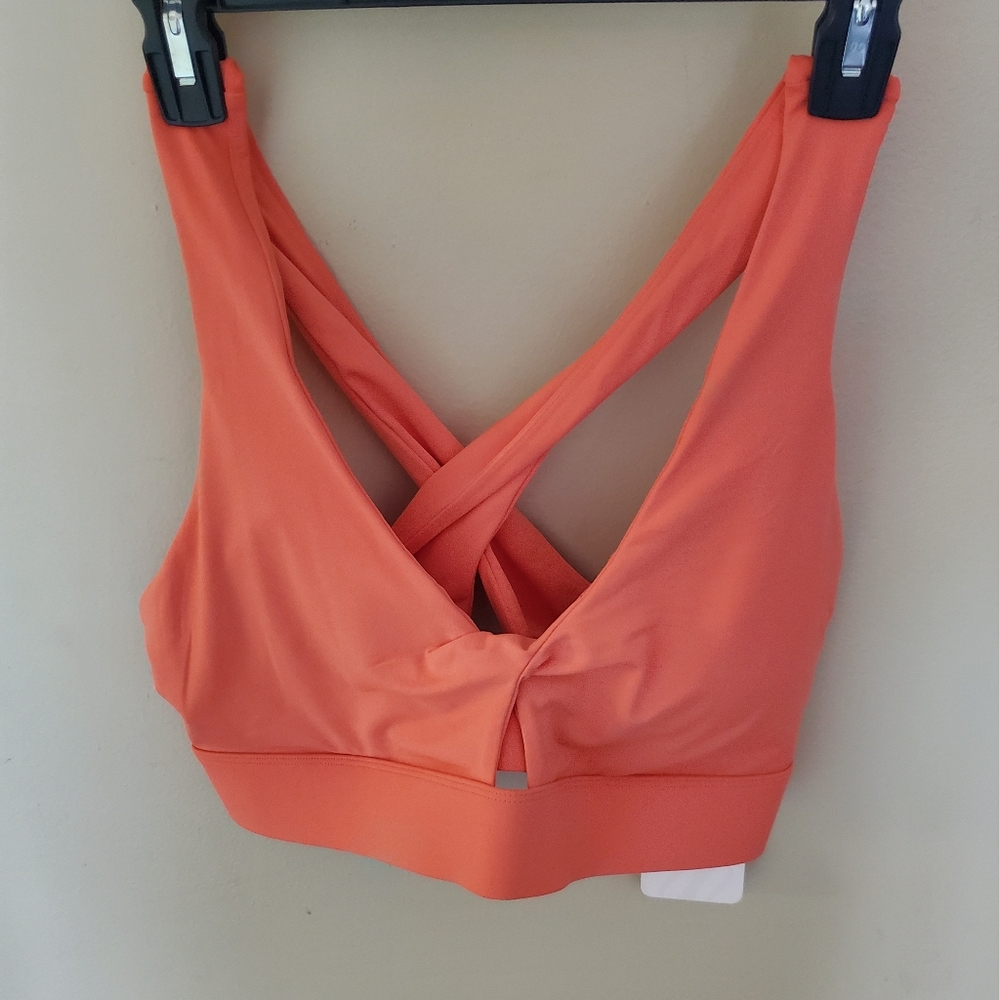 Fabletics Addison Medium Impact Sports Bra